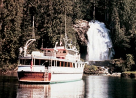 Wildgoose in Washington State - yacht, yms mine sweeper, john wayne, washington