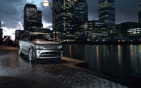 Range Rover - speed, sportcar, range, 2010, racing, night, 1920x1200, rover, shiny, style, fast, car, design, hd