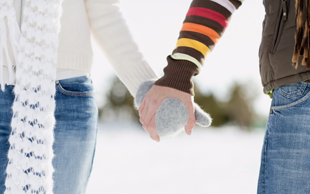 Pour que tu m\'aimes encore - love, hands, couple, girl, winter, emotions, lovers, romantic, hand, feelings, boy, romance, hand in hand