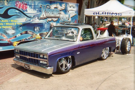 CHEVY BLAZER-2 - lowrider, outside, chevrolet, blazer