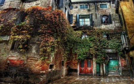 some abandoned houses in Turkey - istanbul, houses, abandoned, turkey