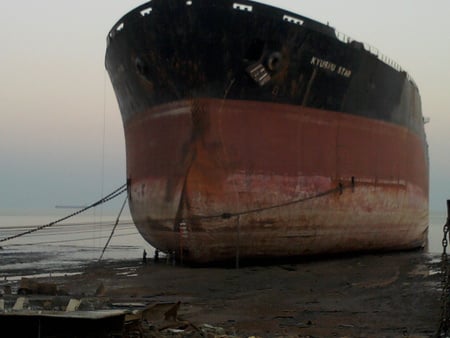 The shipyards at Alang - salvaged, approximately, alang recycle, around the world, l ships