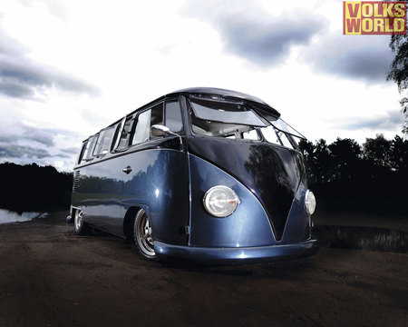 Vw Bus - vw world, mirrors, open windows, blue