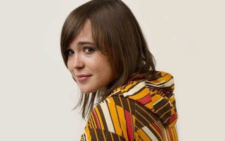 Ellen Page - ellen, page, ellen page, brunette, jacket