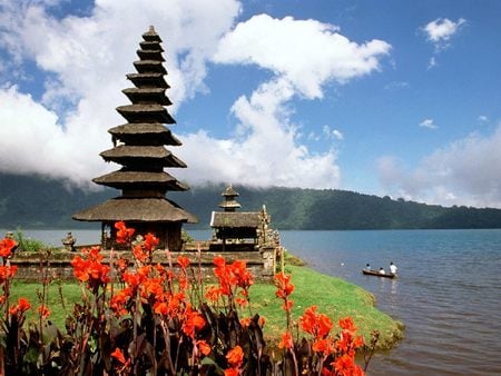 Untitled Wallpaper - indonesia, bali, lake bratan, ulun danu temple