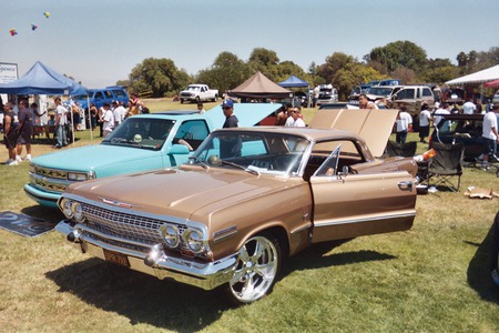 COOL CHEVY IMPALA - hot, classic, impala, lowrider, cool, chevy, outside