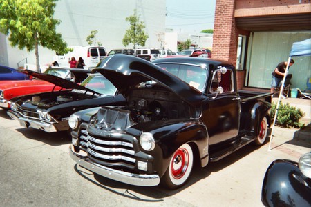 OLD BUT CLEAN CHEVY TRUCK - truck, black, hot, classic, show, cool, chevy, outside