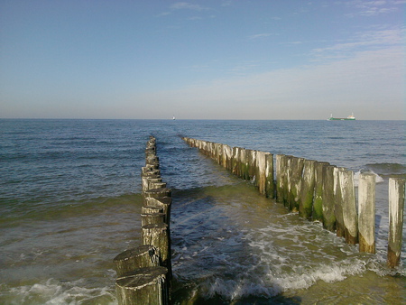 The north sea( Holland ) - beaches, stacks, beach, nature, the north sea, cold, cool, awesomenes, awesome, sea, northsea