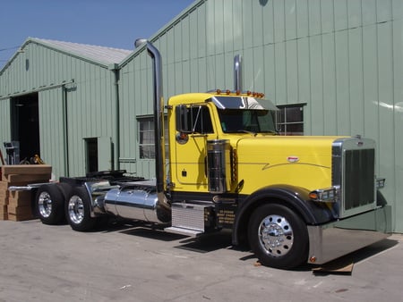 CHROMED OUT PETERBILT - yellow, bigrig, bigtruck, hot, rig, chrome, outside, truck, big, show