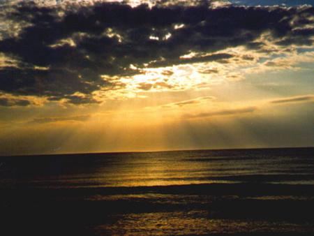 Breaking Through - nature, sky, cloud, beautiful, sun, clouds, water