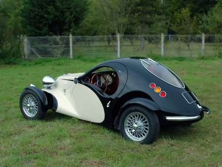 mini car - classic, balck and white, cool, mini car