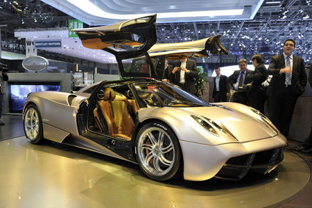 Pagani Huayra - huayra, cool, pagani, cars, sporty