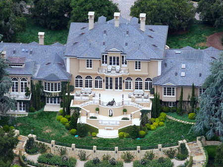 Lady O - extravagant, oprah, gardens, blue roof, white house, walkways, home, mansion, flowers