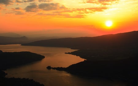 Sunset nostalgy - sunset, water, nature, mountains, sun, sky