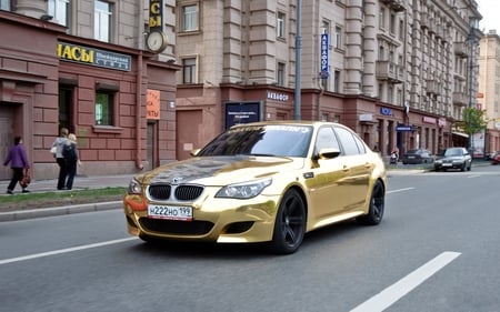 Russian style - speed, luxury, cars, m5, photography, bmw, gold, power, golden