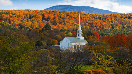 THERE IS A CHURCH IN THE VALLEY - autumn, trees, forests, mountains, wallpaper, nature, gorgeous, church, churches, beautiful, architecture, scene, new