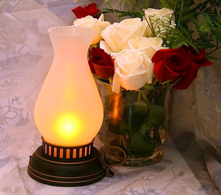 Lamps glow - glow, roses, white, red, flame, lamp, glass