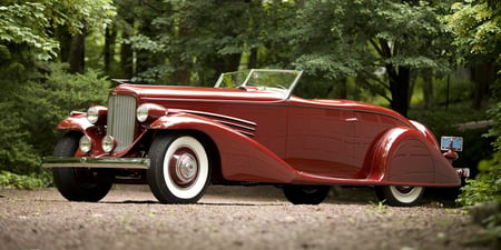 1927 Duesenberg Convertible Sedan - red, automobile, duesenberg, convertible, antique, sedan, car, 1927, woods