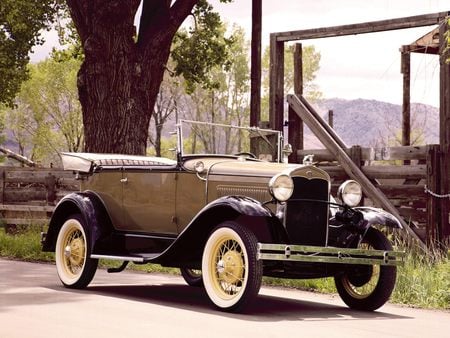 1931 Ford Deluxe Phaeton - car, deluxe, automobile, 1931, ford, antique, phaeton