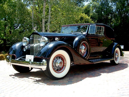 1934 V12 Convertible Victoria - car, convertible, victoria, classic, 1934, automobile, v12, antique