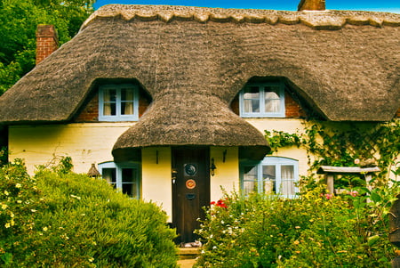 english cottage - cottage, architecture, flowers, house, garden, spring, english