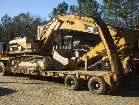 Caterpilar - catterpilar, caterpillar, cat, machine, caterpilar