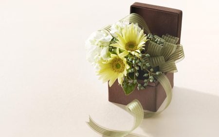 Design_element_of_fresh_flowers - nice, nature, fresh, gift, box, flowers, flower