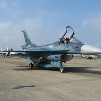 Mitsubishi F2