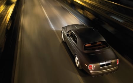 Top Speed - rolls royce, hd, phantom coupe, speed, royal, car, 2009, road