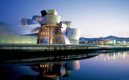 Guggenheim-Museum-Bilbao-Spain. - water, blue, spain, beautiful, museum, reflection, architecture, sky