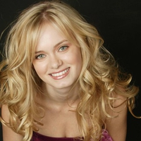 Sara Paxton