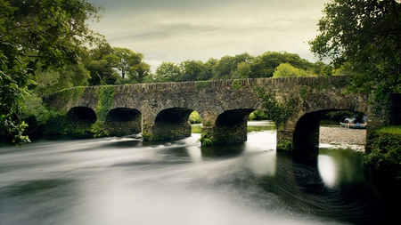 stone bridge