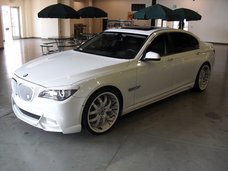 WHITE BMW - bmw, luxurious, inside, yes, white, car, showy, show, auto