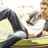 Robert Pattinson