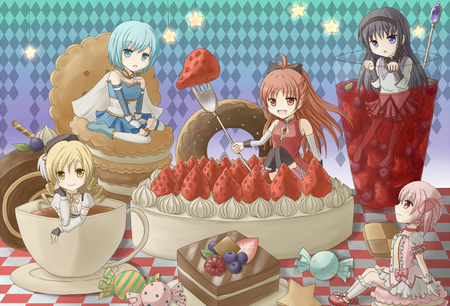 Mahou Shoujo Madoka Magica - strawberries, akemi homura, delicious, miki sayaka, stars, tomoe mami, kaname madoka, sakura kyouko, cute, cake, candy