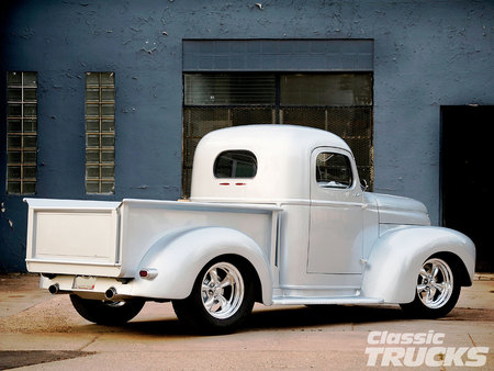 International - truck, white, 1946, classic