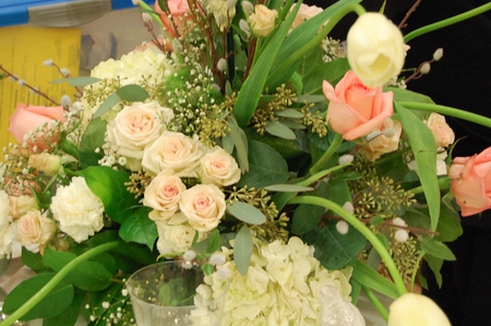 Easter flowers - roses, beautiful, flowers, table, arrangement