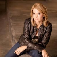 Nikki Aycox