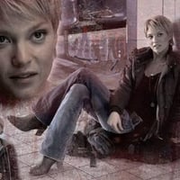 Nikki Aycox