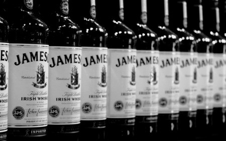 Irish Whisky - macro, alcohol, whisky, photography