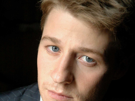 Benjamin McKenzie - male, beautiful blue eyes, blond hair, actor, cute boy