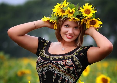 Sunny bonnet - sunflowers, girl, spring, bonnet of flowers, field