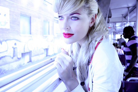 Those Red, Red Lips - amazing, beautfiul, eyes, blonde, beauty, lovely, grogeous, red lips, stunning, woman, face, alluring