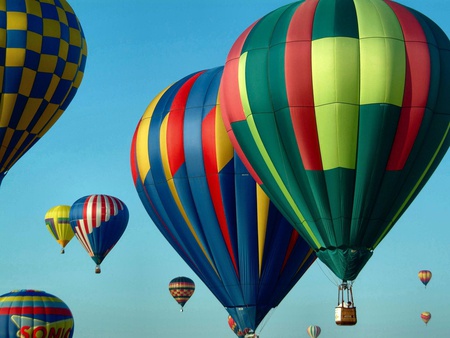 high up into the sky - hot airballoon, aircreft, fly, sky