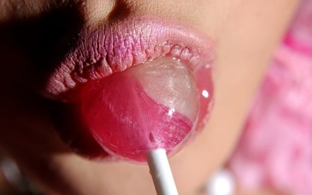 Sweet lips - entertainment, nice, people, lips, pink, photography, sweet, model