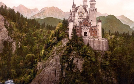 Beautiful Castle - trees, forests, mountains, buildings, nature, castle, beautiful, architecture, medieval