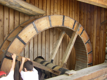 Millwheel - architecture, picture, photo, millwheel