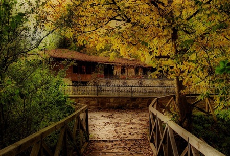 Kotel - fall, fallen, photo, leaves, bridge, wood, old, architecture, photography, house, trees, nature, autumn, bulgaria