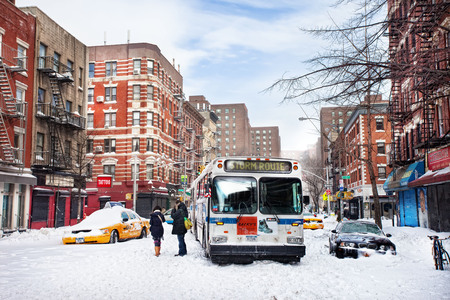 New York - bus, new york, people, snow