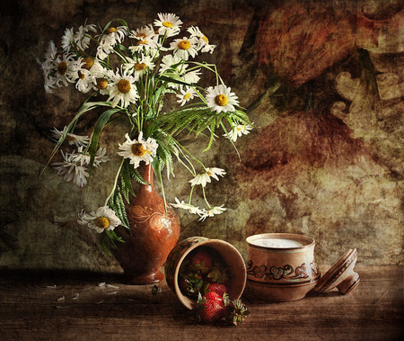 still life - daisy, flowers, wase, light